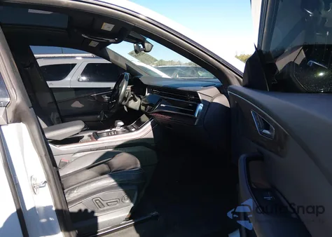 2019 Audi Q8 55 Premium z USA, uszkodzony, nr VIN WA1EVAF10KD005931